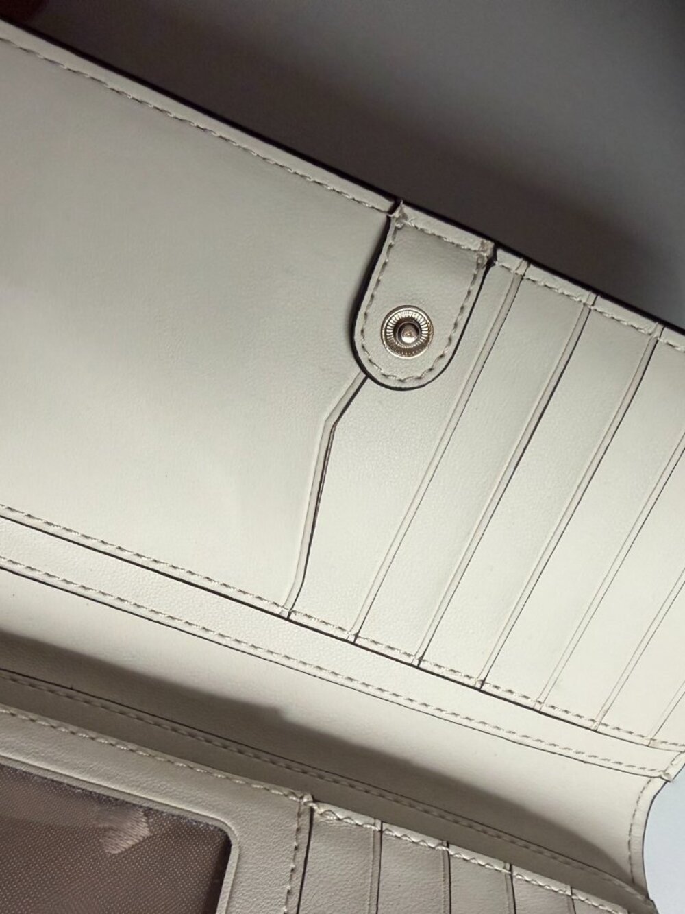 Kate Spade New York Cream Ivory Leather Continental Wallet – Zip Pocket & Card S - Picture 5 of 6